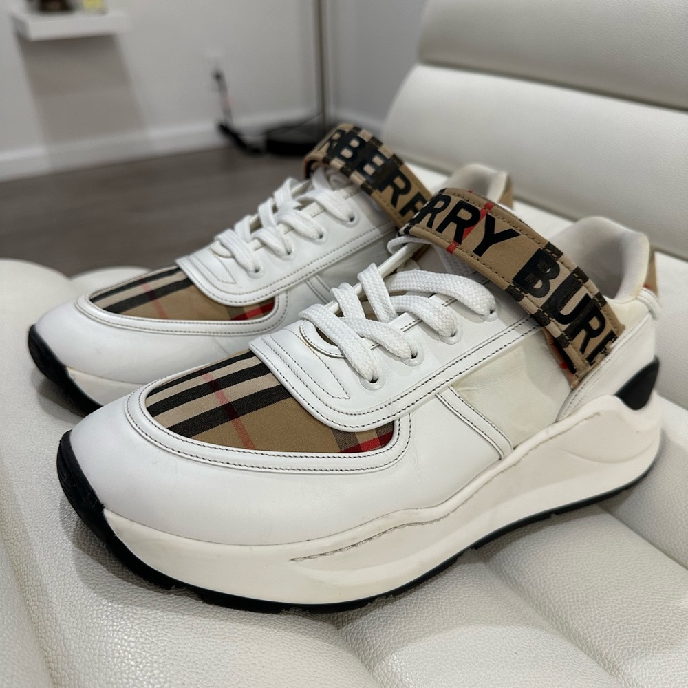 Burberry White and Tan Sneakers